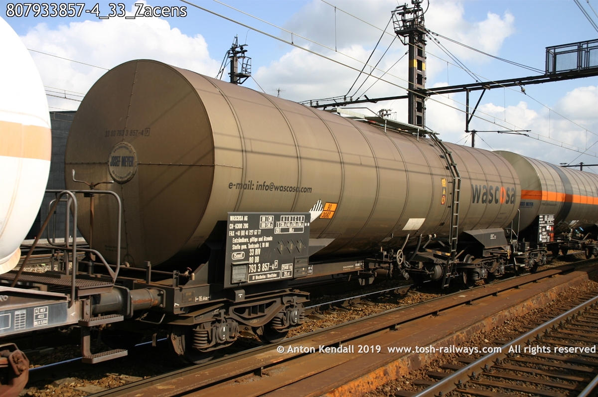 807933857-4_33_Zacens.jpg